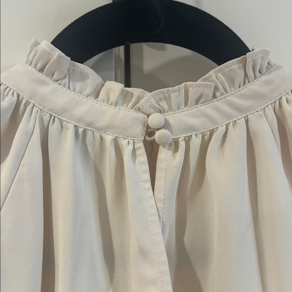 Ann Taylor Cream Blouse with Scalloped Sleeves - Picture 6 of 7